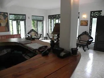 Kandy Holiday Home