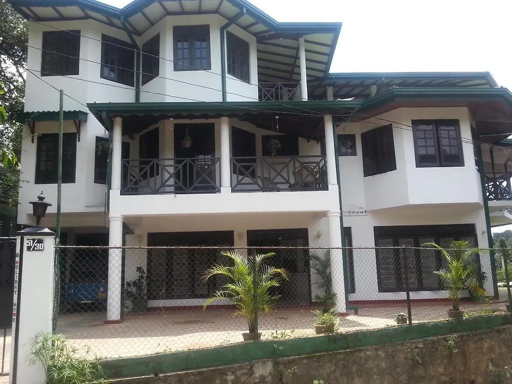 Kandy Holiday Home